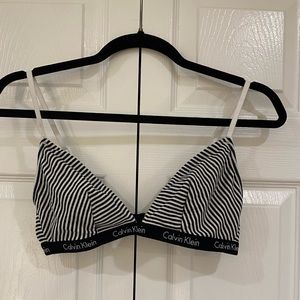 Calvin Klein Striped Lightly Lined Triangle Bralette, Size Large